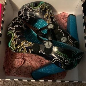 Too Fast octopus heels